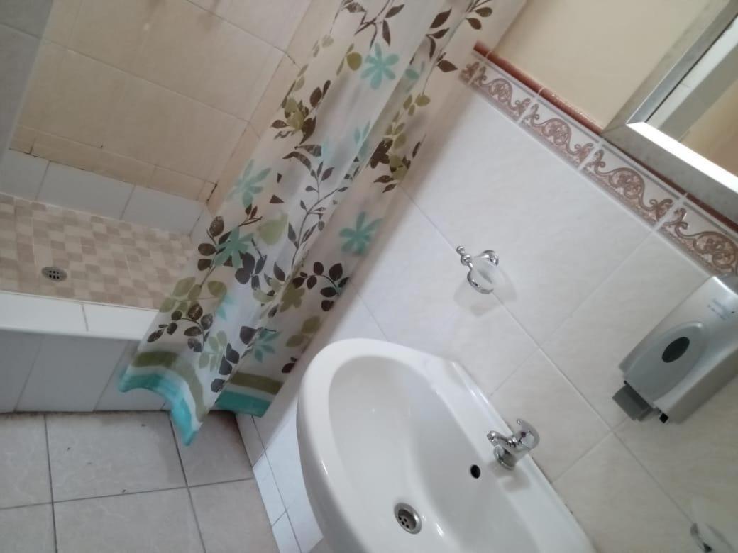 River-Ridge Guest House Gaborone Bagian luar foto